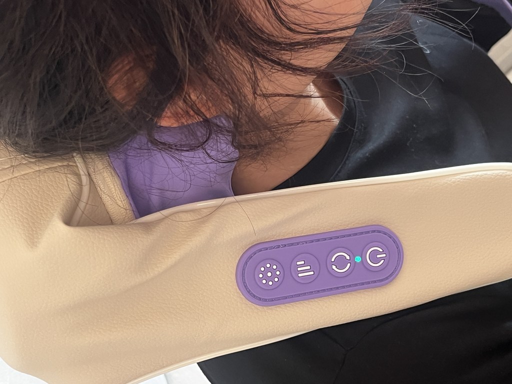 비스카 목 어깨 마사지기 지압 승모근 온열 안마기 이미지 2