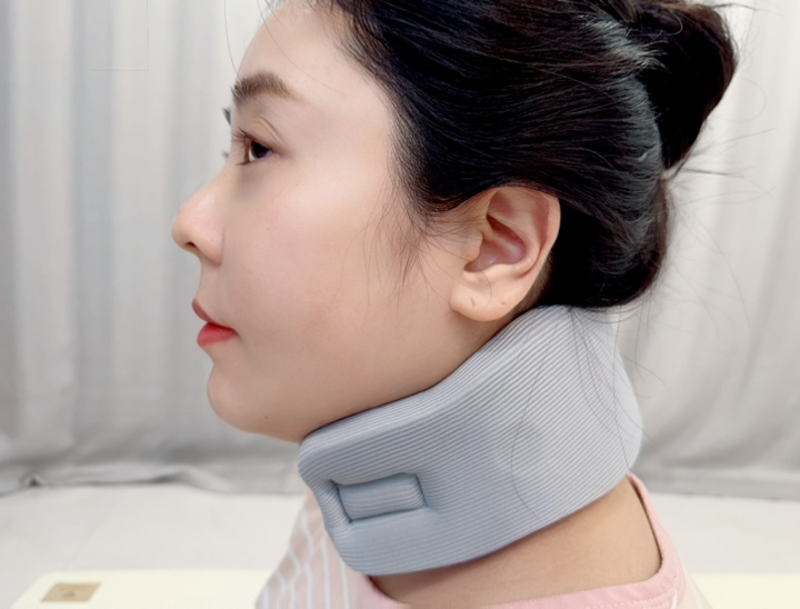 이나핏 여행용 목베개 기내용 휴대용 목쿠션 1+1 이미지