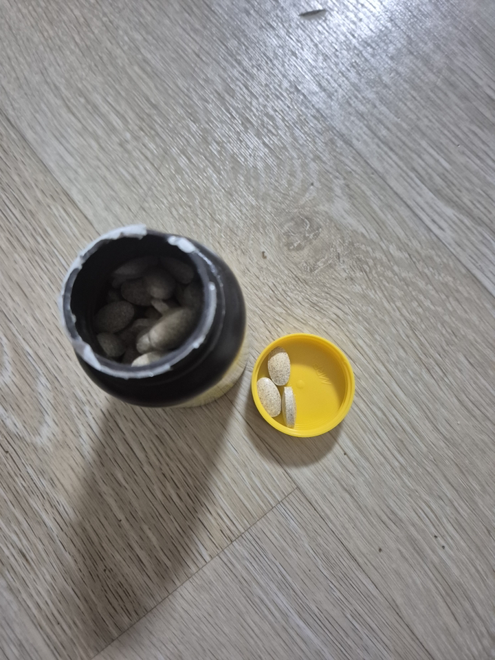 네이처메이드 액티브 데일리 멀티 포 우먼 비타민영양제 120정, 1개 맛있게 먹은 솔직 후기 - 상품 이미지 2