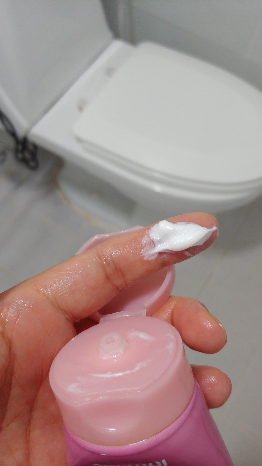 휩폼 비타민 콜라겐 폼클렌징 클렌징폼 수분 촉촉 딥클렌징 이미지 2