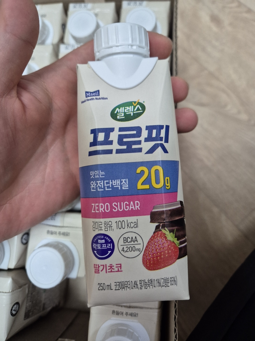 셀렉스 프로핏 딸기초코 250ml, 18개 솔직 후기 | 실사용자 리뷰 분석 썸네일