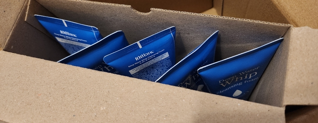 휩폼 딥워터 폼클렌징 클렌징폼 수분 촉촉 딥클렌징 120ml 솔직 후기 | 실사용자 리뷰 분석 - 상품 이미지 1