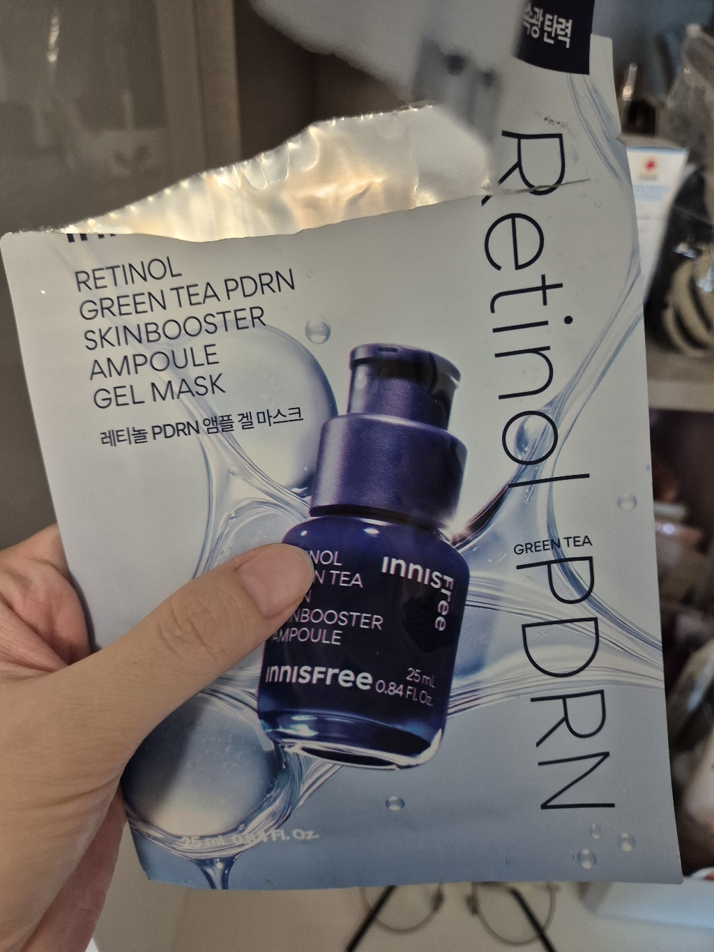 이니스프리 레티놀 그린티 PDRN 스킨부스터 앰플 겔 마스크 25ml 이미지 2
