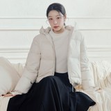 뉴발란스 여성용 W 후드형 플라잉 숏 구스다운 패딩 NBNPE4W132