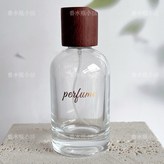 100ml（贈金色轉印貼） × 1個