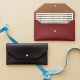 酒紅色，黑色 × 1組