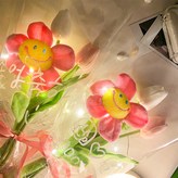 粉紅色(花束), 白色(筆) × 1個