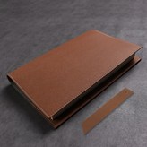 巧克力棕色(書套), 隨機出貨(書籤) × 1個