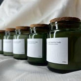 粉色點火器搭配任一款200g經典綠瓶蠟燭 × 1個