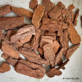 A. 조경 소나무 비늘 500g × 1개