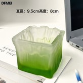 小號冰紋-磨砂綠:如圖 × 1個