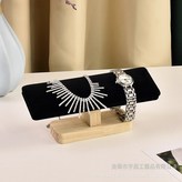 實木一層手鐲架黑絨:如圖 × 1個