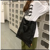 束口造型提袋(黑色)-C0126 × 1個