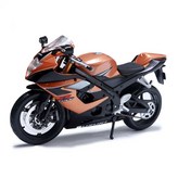 스즈키 GSX-R1000 × 1개