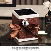 藤紋桌面收納筒 絲霧棕 送裝飾蝴蝶結 × 1個