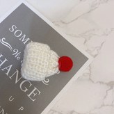 白色毛帽 × 1個