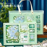 油畫丨叢間蝶舞【禮盒】+禮袋 × 1個