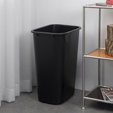 검정색 사각 × 1개