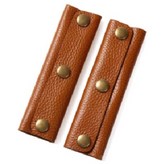 咖啡色（一片而已，不是兩片） × 1個