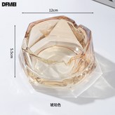 琥珀:如圖 × 1個