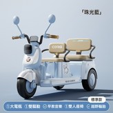 天藍色【頂配版-無遙控】可坐大人+12V7A電瓶＋雙輪驅動＋:如圖 × 1個