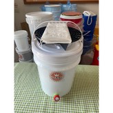 18L店到店只能寄一個,螺旋蓋廚餘堆肥桶 × 1個