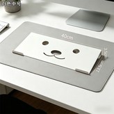 白色, 中號 × 1個