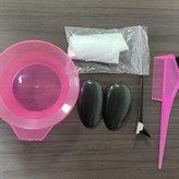 染髮碗+染髮梳+耳罩+夾子+一次性手套 × 1個