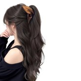 棕色緞面三角抓夾 棕黑色 × 1個