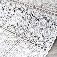 DEKOREA 北歐風格防水塗層蕾絲桌布 FL-2976, 米色玫瑰, 200 x 49cm