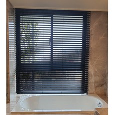 浴室專用珠鍊木百葉窗 防水百葉窗(九龍系列)木百葉窗 PVC木百葉窗 防水 防水窗 衛生間 (台中市百葉窗)上美窗簾, 1個