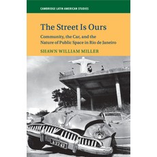 (英文圖書) The Street Is Ours 平裝版, Cambridge University Press, 英文