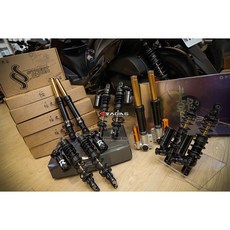 炫富精品 SB野蠻公牛 RFT VRT ARX SS極速火箭 前叉 後避震 BREMBO 對四卡鉗