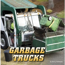 Garbage Trucks 平裝版, Pebble Books, 英文