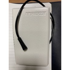 永昇縫紉 勝家縫紉機吹氣式踏板，靈敏控制，舒適操作，簡易安裝, 白色和黑色