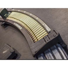 XSPEED警用裝備 以色列原裝 MAGLULA 5.56 快速裝彈器 橋型裝彈器 現貨, 黑色