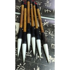 【耕硯齋-毛筆專賣店】羊毫聯筆-1.5-大羊毫筆，筆型略瘦，適合篆書隸書，書寫對聯大小字體, 詳見包裝