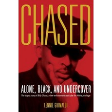 (英文圖書) Chased: Alone Black and Undercover 平裝版, Momentum Communications, 英文