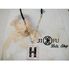 JIFU 字母鑲鑽方形墜飾長項鍊, 黑