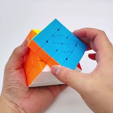 聖手魔方 魔中魔 三階四階魔術方塊 益智玩具 解謎玩具