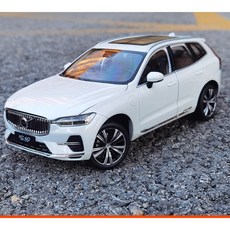 Volvo XC60 仿真合金汽車模型 1:18 比例