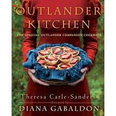 (英文圖書) Outlander Kitchen: The Official Outlander Companion Cookbook 精裝版, Delacorte Press, 英文