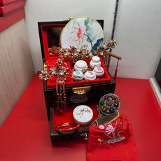 百麗的店 拜媽祖娘娘等女神胭脂水粉拜拜用品組，祈求庇佑，紅色喜慶設計