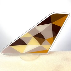 RBF絕版 Etihad 阿提哈德航空 飛機尾翼模型 12x16cm 塑膠材質 幾何圖案 A1216-T-EY, 詳見包裝, 1個