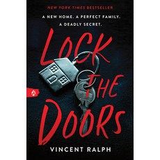 (英文圖書)Lock the Doors 平裝版, Sourcebooks Fire, 英文