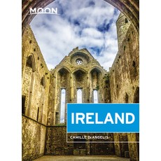 Moon Ireland: Castles Cliffs and Lively Local Spots 平裝版, Moon Travel, 英文