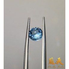 海水藍寶1.42ct圓鑽型切割 色澤濃郁滿火閃耀 馬達加斯加產 高精度切割成就全火光 珠寶