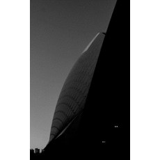 Sir Michael Sydney Opera House Journal 平裝版, Blurb, 英文