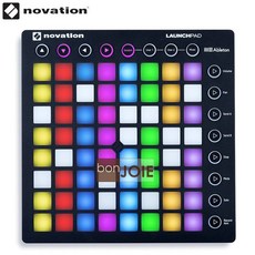Novation Launchpad MKII MIDI 控制器 (8x8 Grid) MK2, 詳見包裝