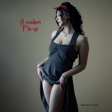 (英文圖書) A modern Pin-up 平裝版, Independently Published, 英文